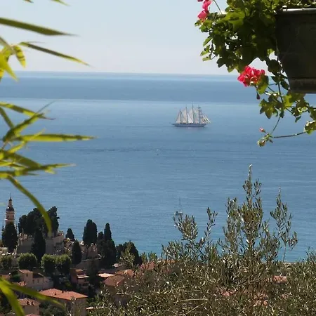 Casa Marinella Апартаменты Ментона